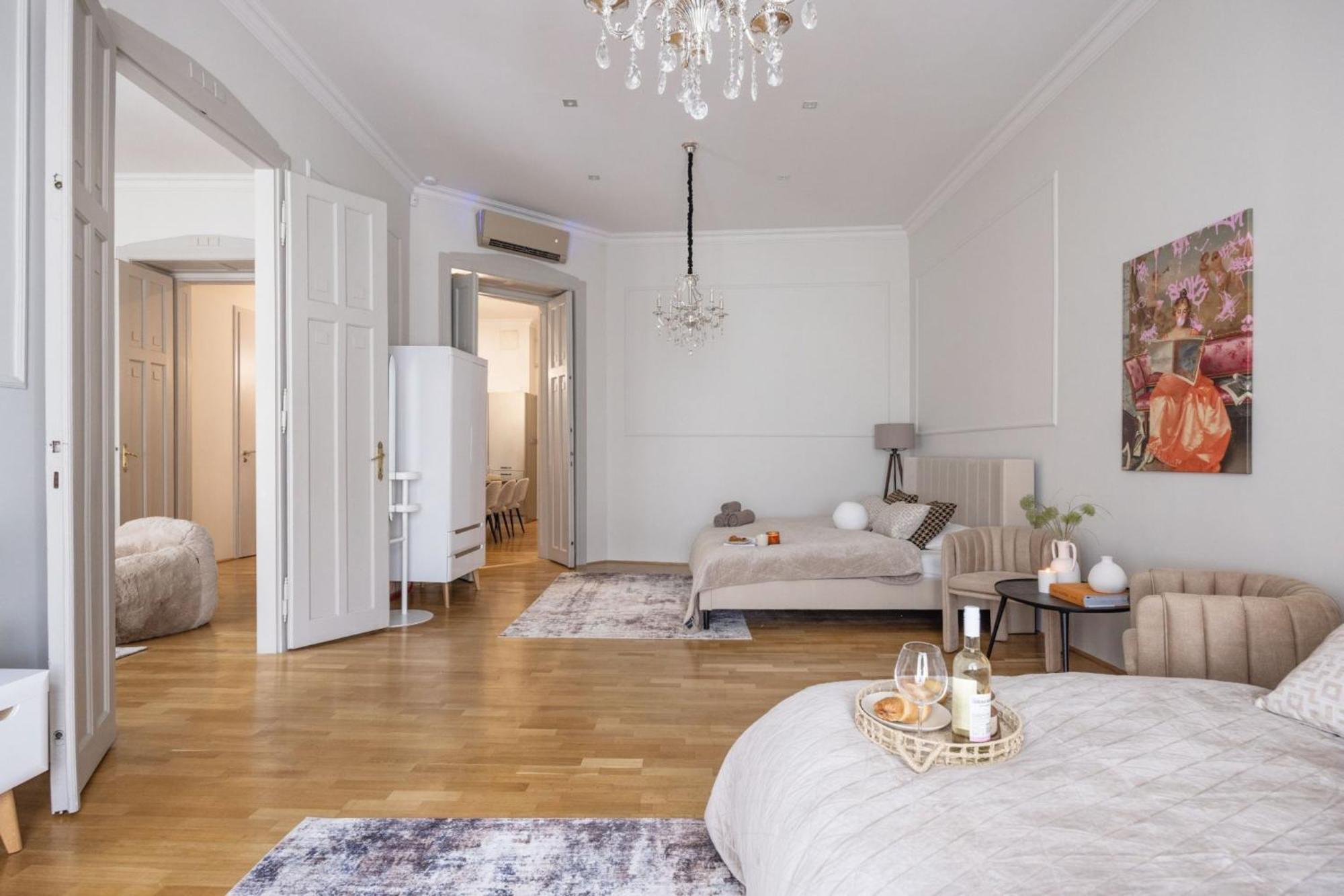 בודפשט Timeless Elegant Apartment By Opera House מראה חיצוני תמונה